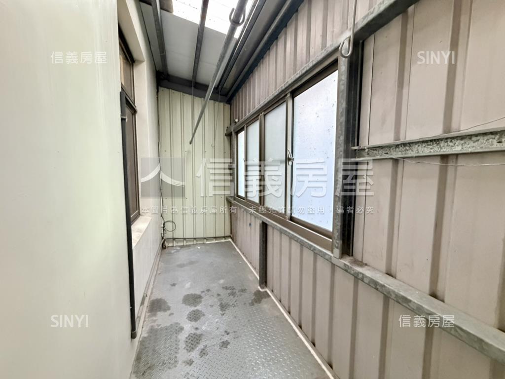 安定近南科優質透天房屋室內格局與周邊環境