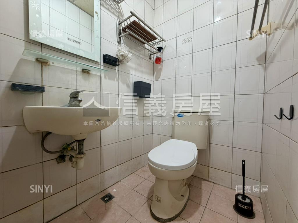 安定近南科優質透天房屋室內格局與周邊環境