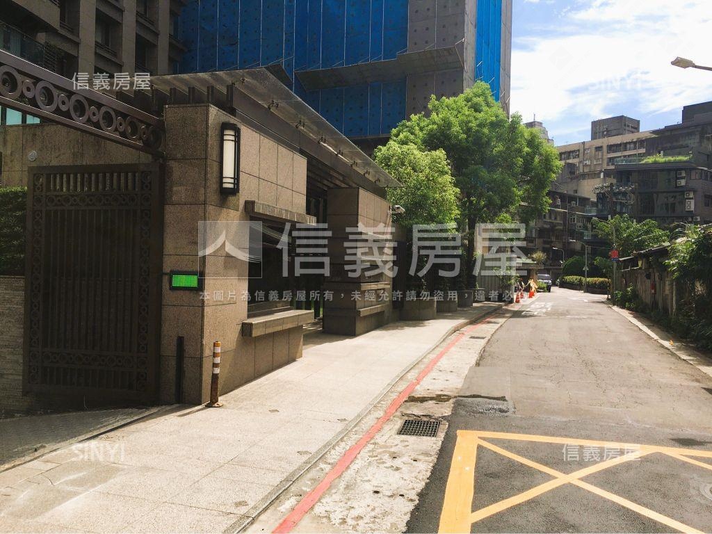⭐忠孝新生．景觀坡平名邸房屋室內格局與周邊環境