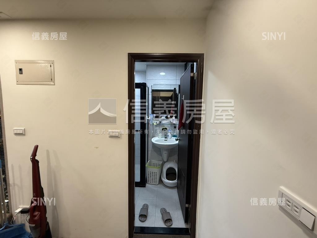 民生社區品味裝潢電梯美屋房屋室內格局與周邊環境