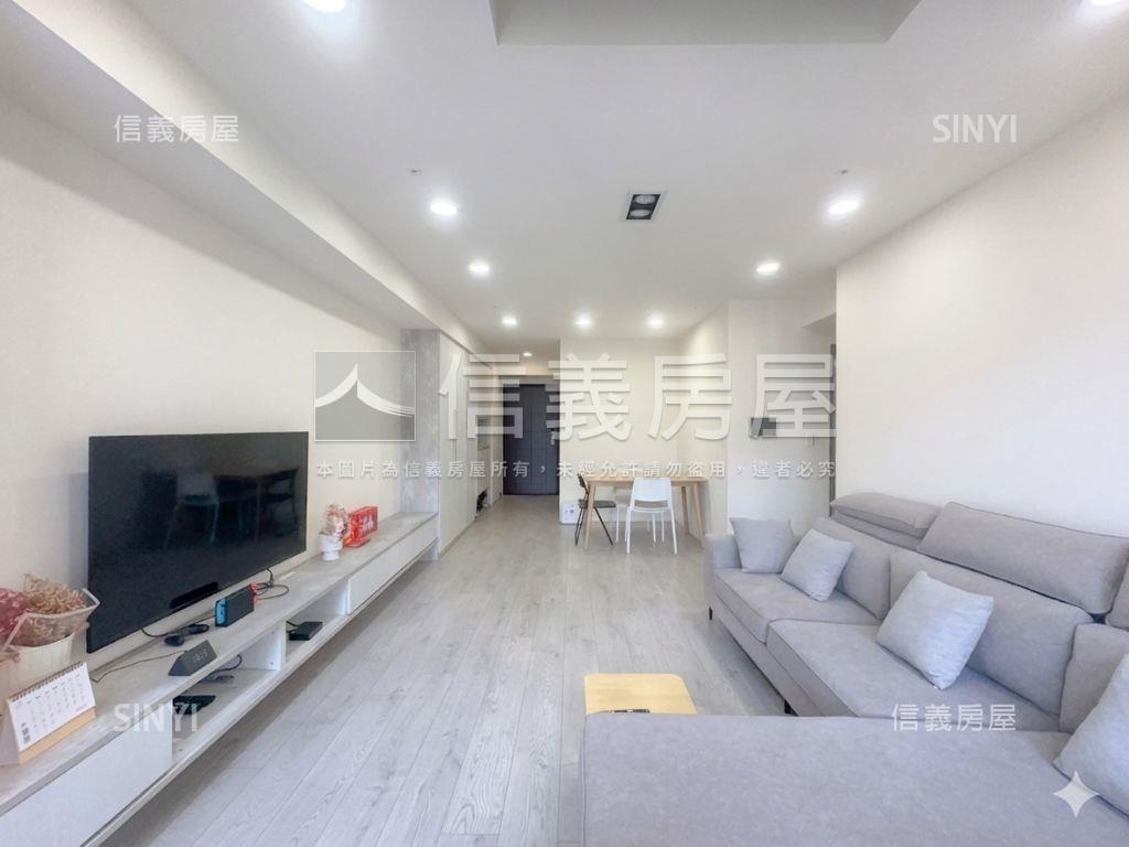 巨蛋核心次高朝北三房車位房屋室內格局與周邊環境