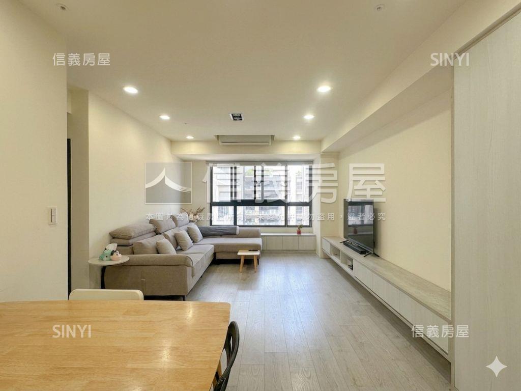 巨蛋核心次高朝北三房車位房屋室內格局與周邊環境