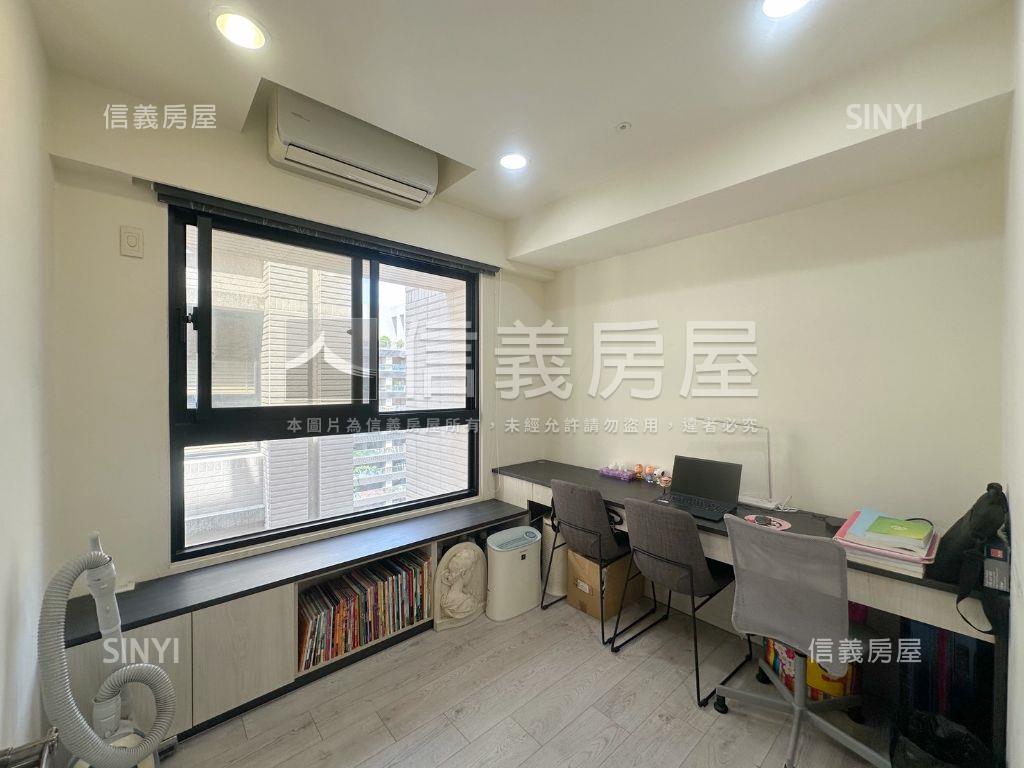 巨蛋核心次高朝北三房車位房屋室內格局與周邊環境