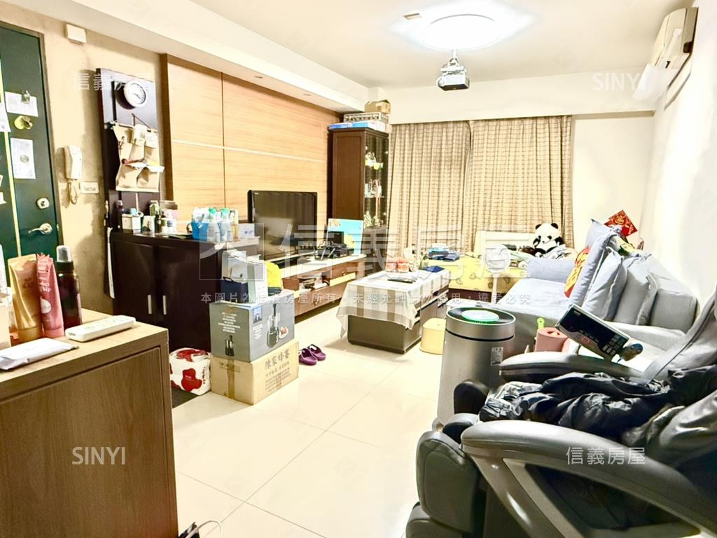 內湖港墘華廈美３房房屋室內格局與周邊環境