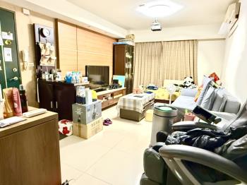 內湖港墘華廈美３房