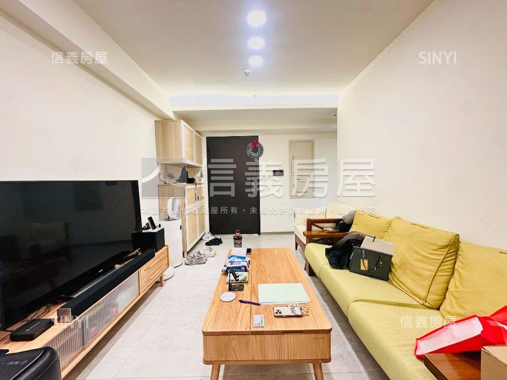 國家大院面中庭大兩房車位房屋室內格局與周邊環境