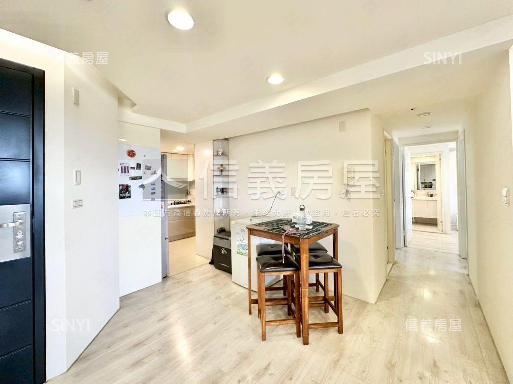 植幸福帝王戶三房車位房屋室內格局與周邊環境