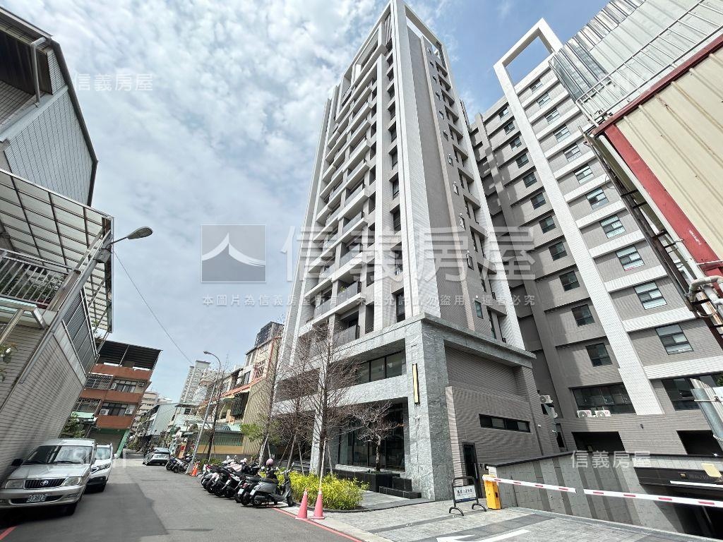 西屯文華悅●裝潢平面車位房屋室內格局與周邊環境