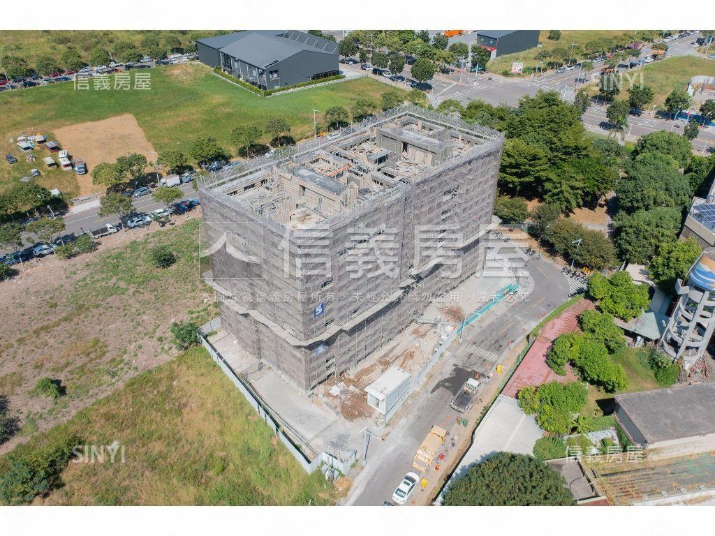 急售ＪＩＡ５５兩房兩衛棒房屋室內格局與周邊環境