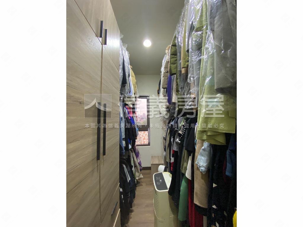 首都超美河岸大三房美景房屋室內格局與周邊環境