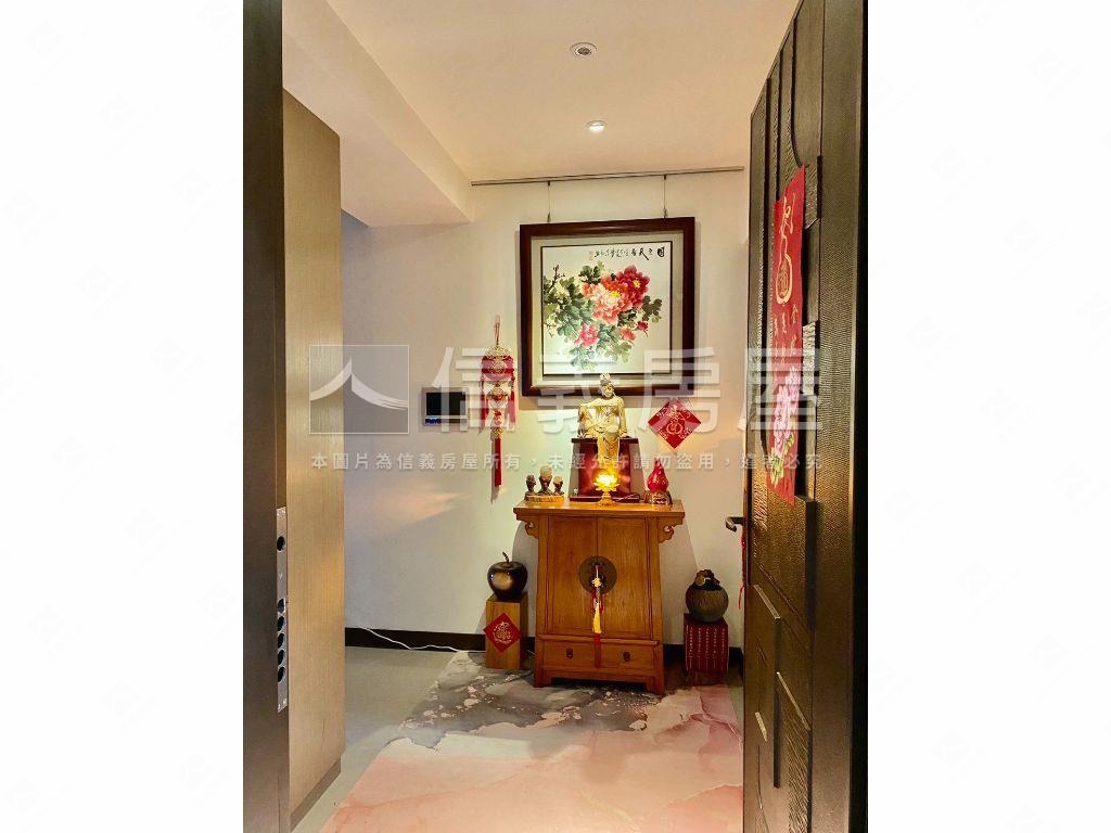 首都超美河岸大三房美景房屋室內格局與周邊環境