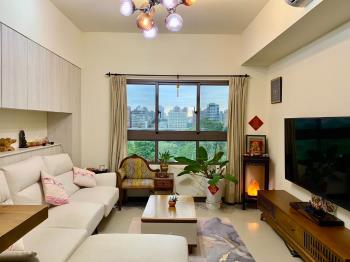 首都超美河岸大三房美景