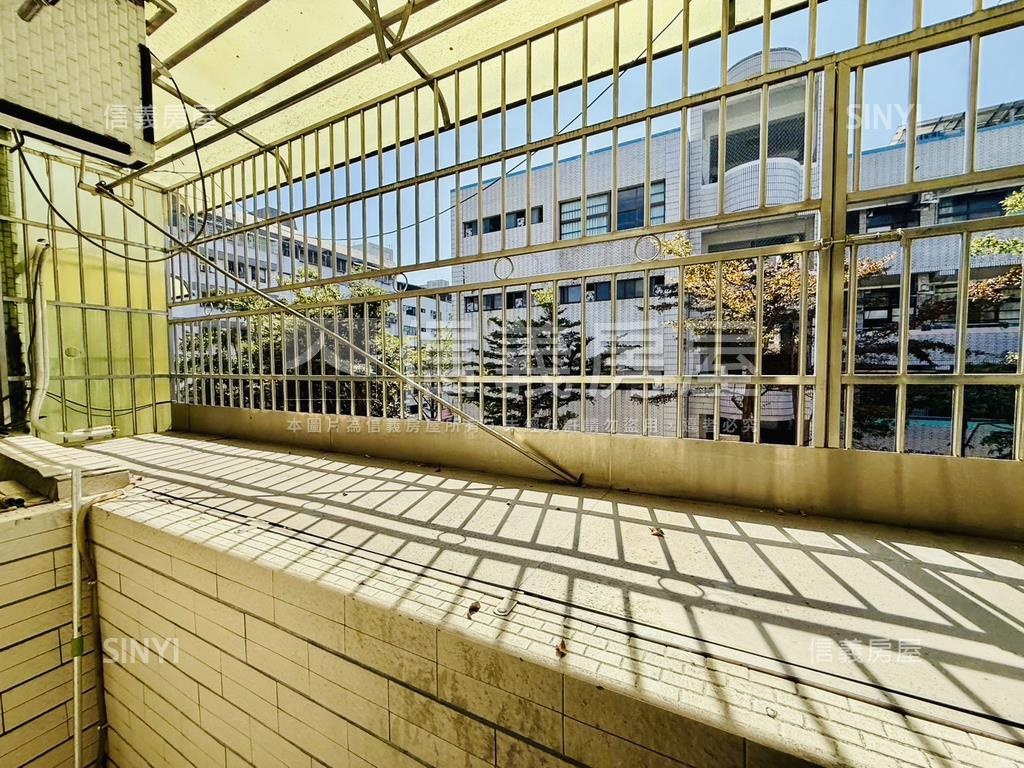 文心國小旁近捷運瀋陽３房房屋室內格局與周邊環境