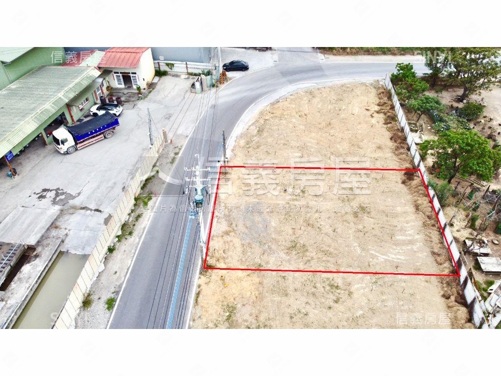 仁武方正農地有水電房屋室內格局與周邊環境