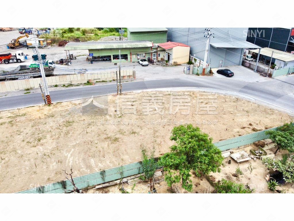 仁武方正農地有水電房屋室內格局與周邊環境