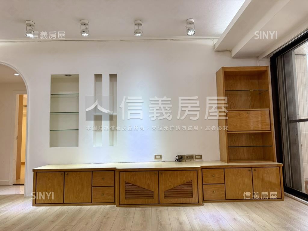 芙蓉稀有名邸大戶房屋室內格局與周邊環境