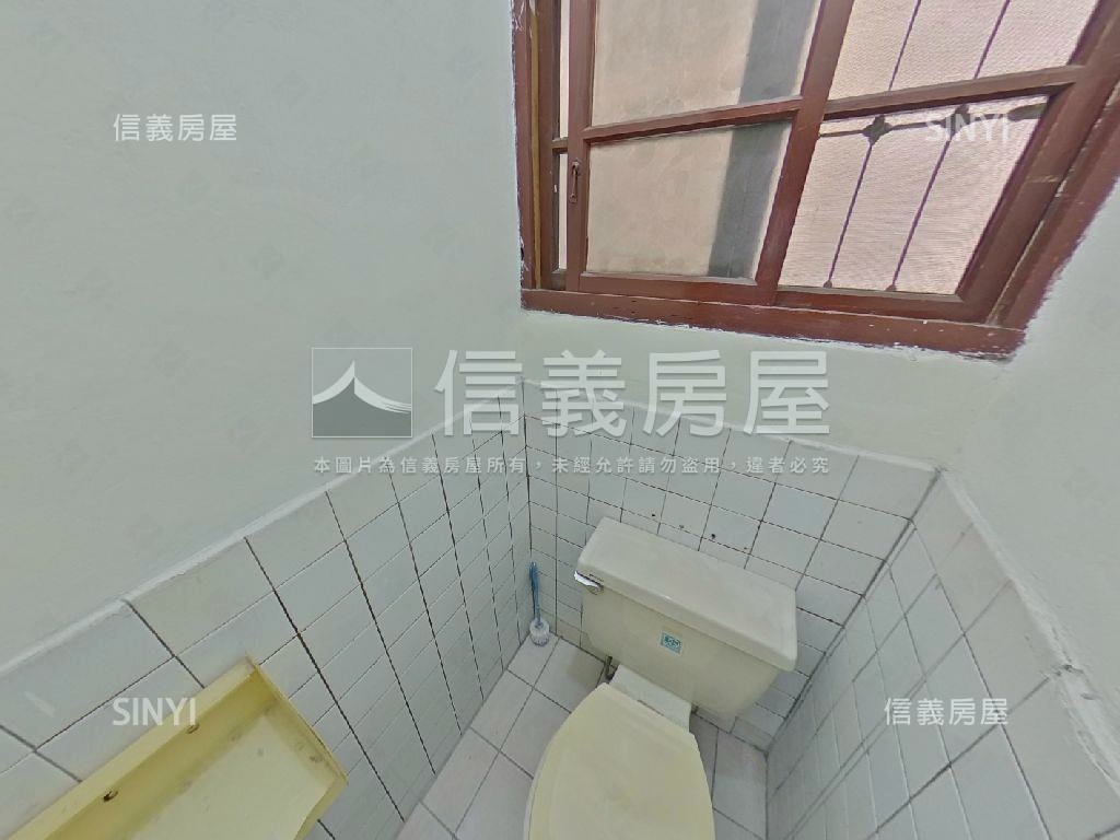 大里一期臨路透天房屋室內格局與周邊環境