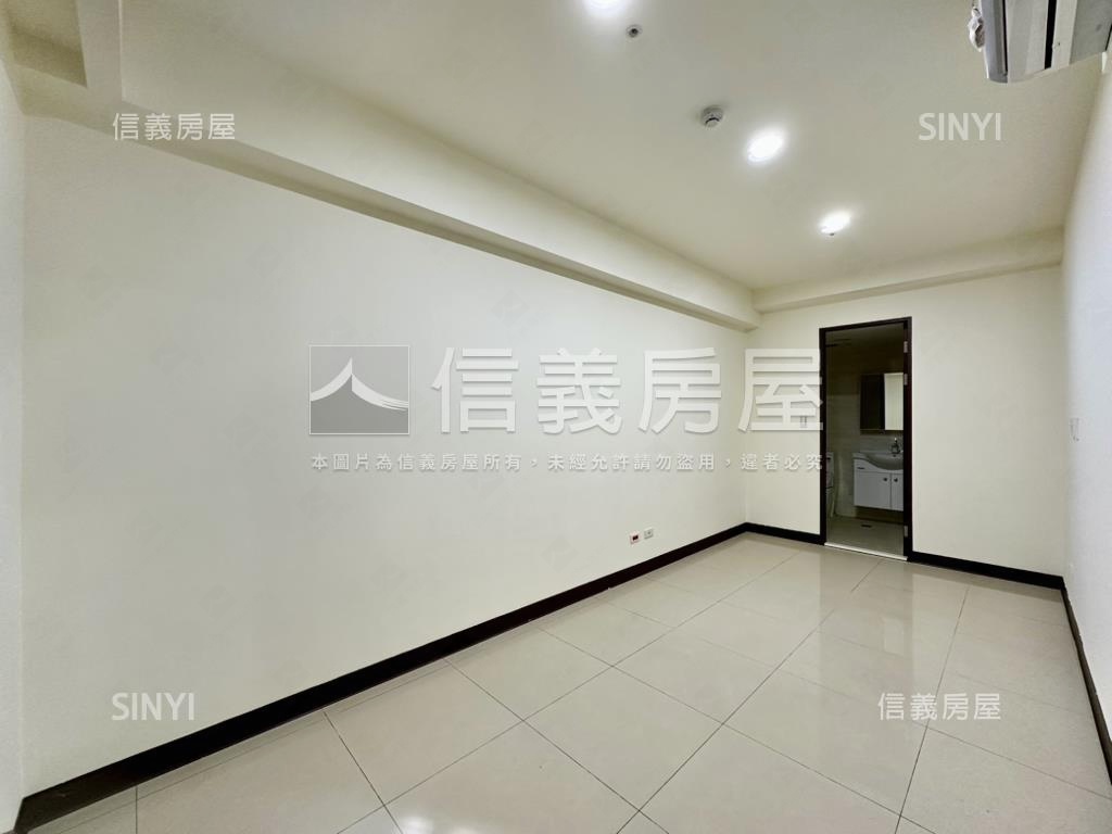 專任．海都ＩＩ兩房雙衛浴房屋室內格局與周邊環境