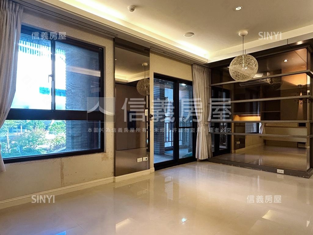 圓山凡登近捷運兩房加車位房屋室內格局與周邊環境