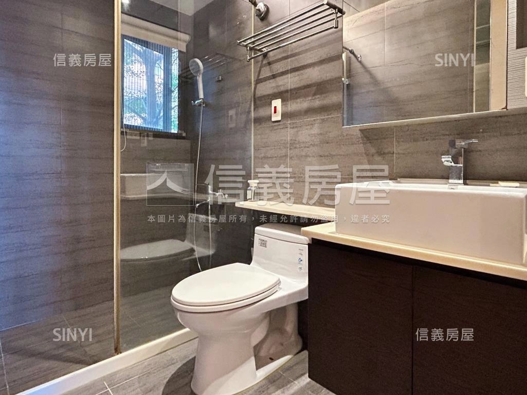 圓山凡登近捷運兩房加車位房屋室內格局與周邊環境