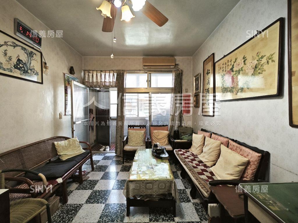 比漾商圈公寓三樓房屋室內格局與周邊環境