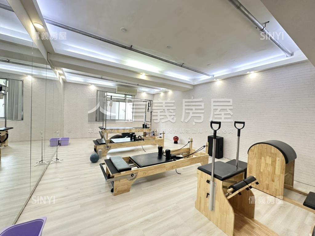 頂溪捷運黃金寶店面房屋室內格局與周邊環境