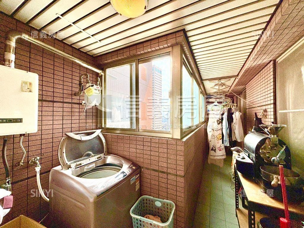 台灣國寶典藏聚作４房平車房屋室內格局與周邊環境