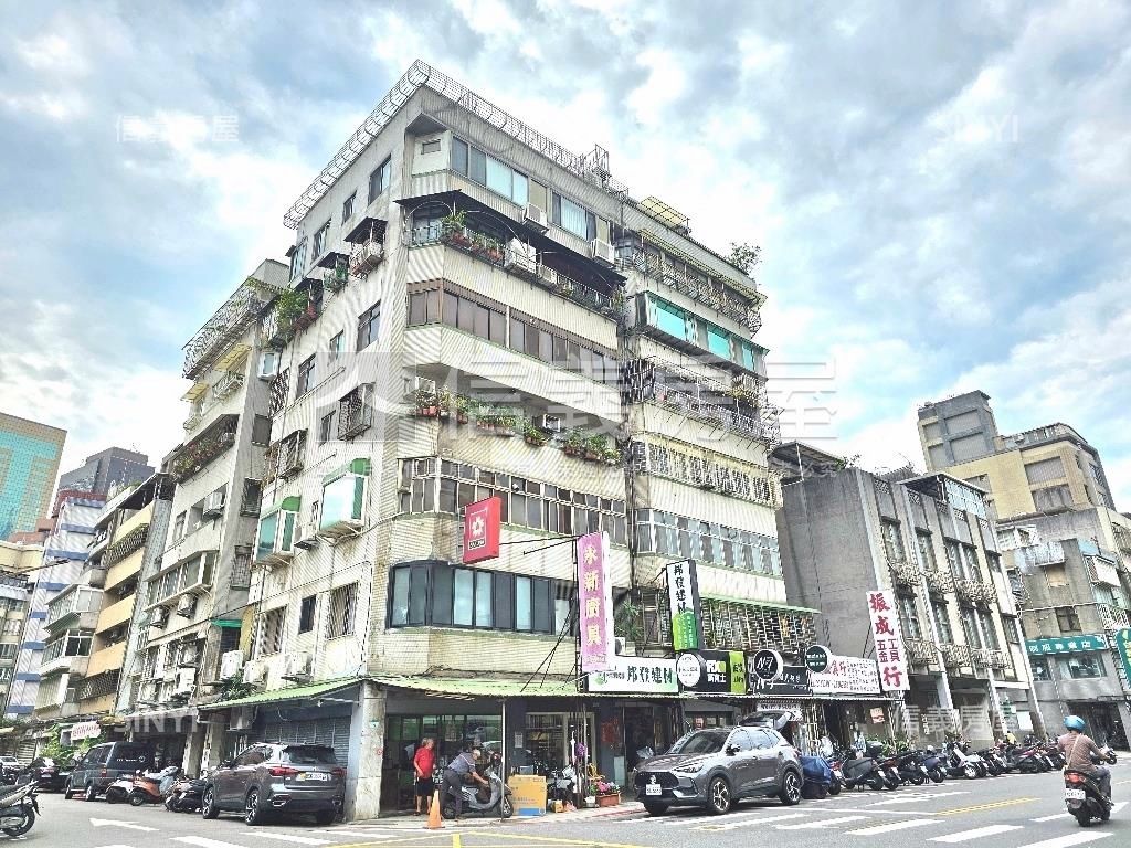 【獨家】正通化街角間金店房屋室內格局與周邊環境