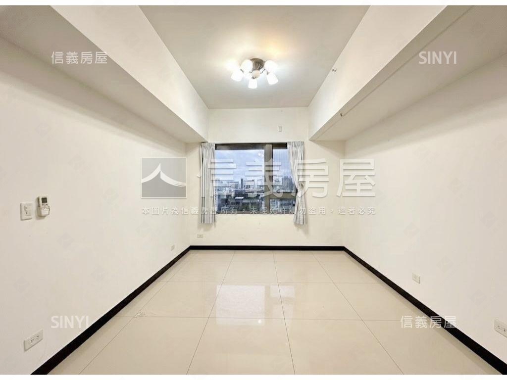 亞東捷運校園景觀三房車位房屋室內格局與周邊環境