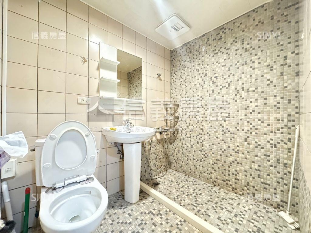 安敦凱旋美一房房屋室內格局與周邊環境