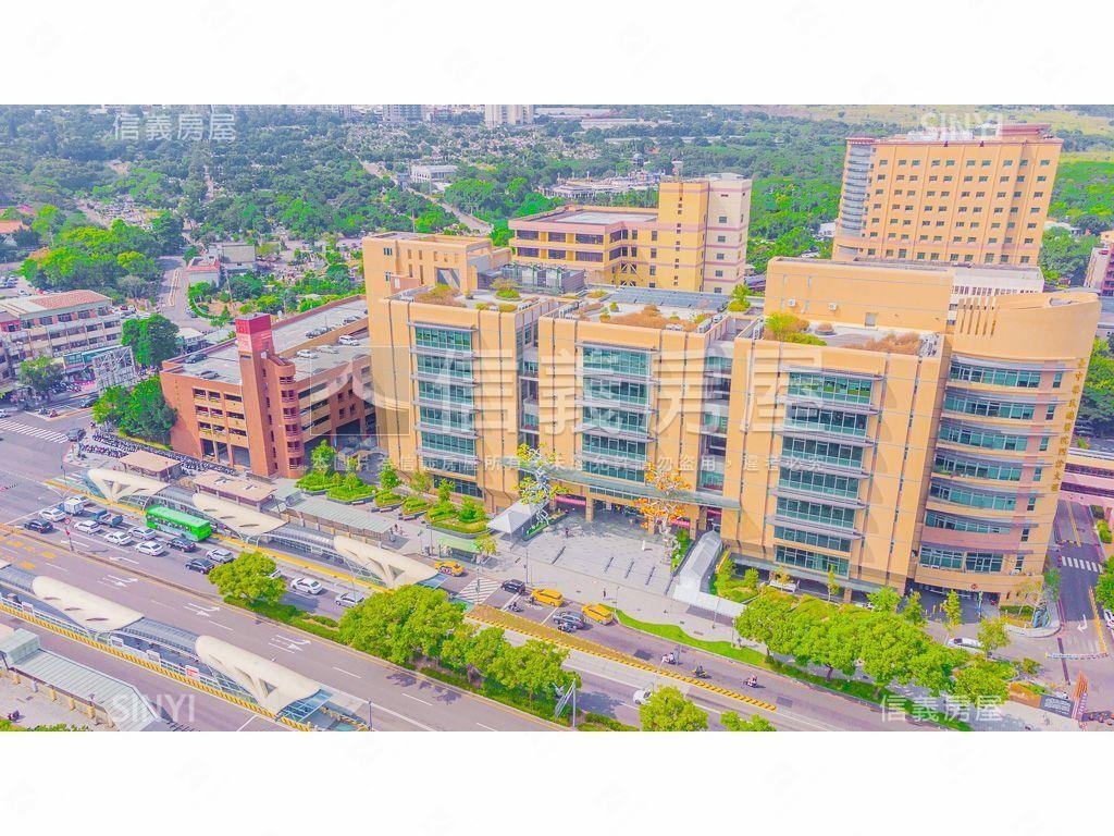 中工三路臨路透天角間店面房屋室內格局與周邊環境