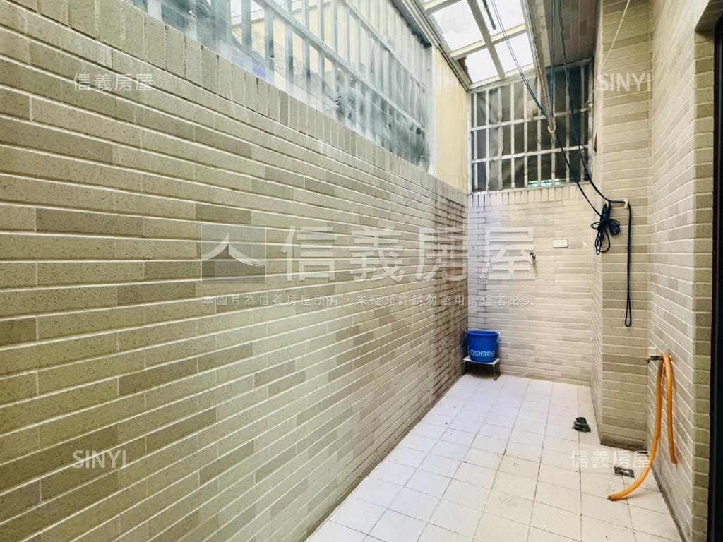 四維街南科首選雙車墅房屋室內格局與周邊環境