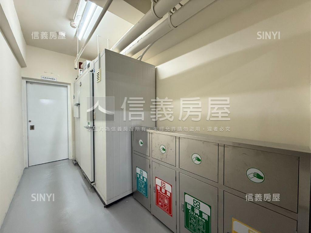豐隆昕誠邊間兩房房屋室內格局與周邊環境