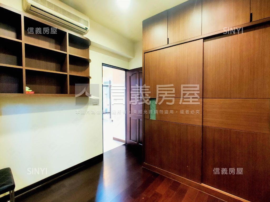 文山奇跡三房車位稀有釋出房屋室內格局與周邊環境