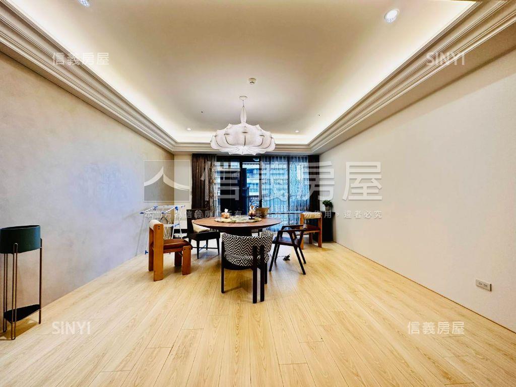 三面採光首席精裝景觀戶房屋室內格局與周邊環境