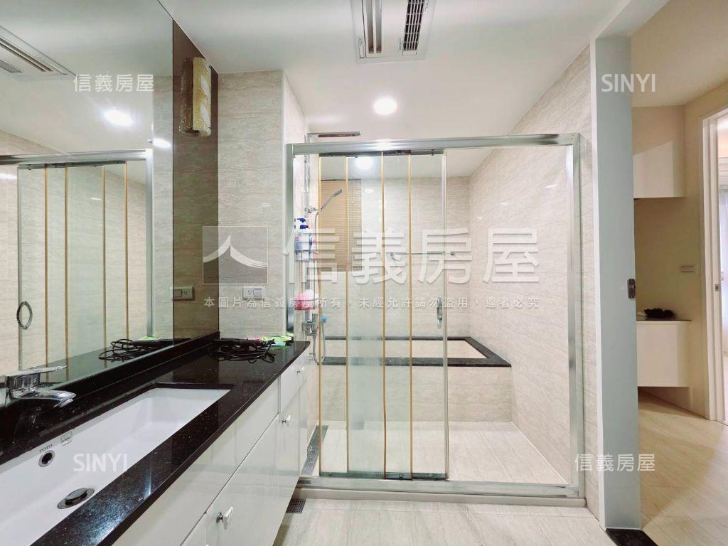 三面採光首席精裝景觀戶房屋室內格局與周邊環境