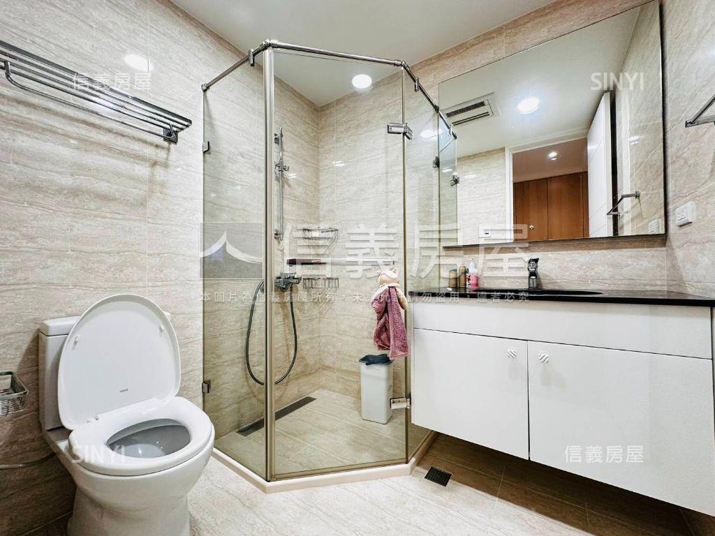 三面採光首席精裝景觀戶房屋室內格局與周邊環境