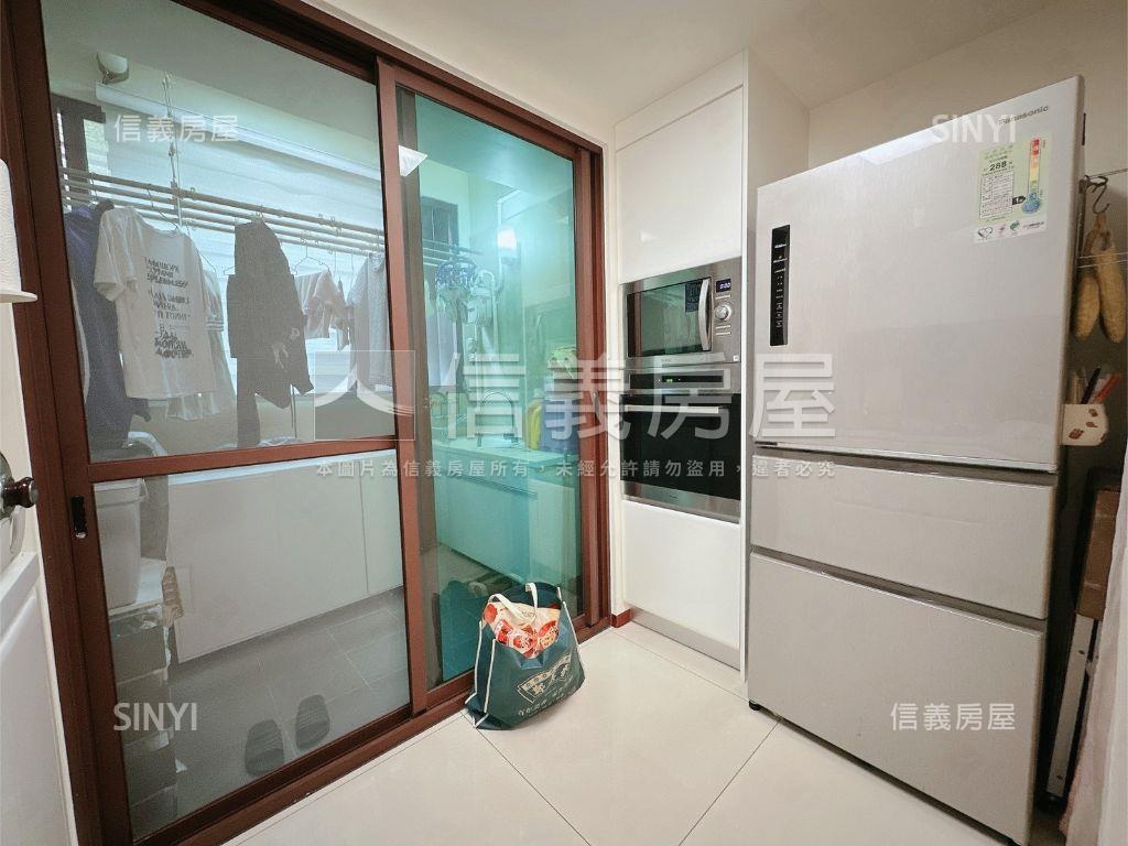 薩爾茲堡精美大兩房房屋室內格局與周邊環境