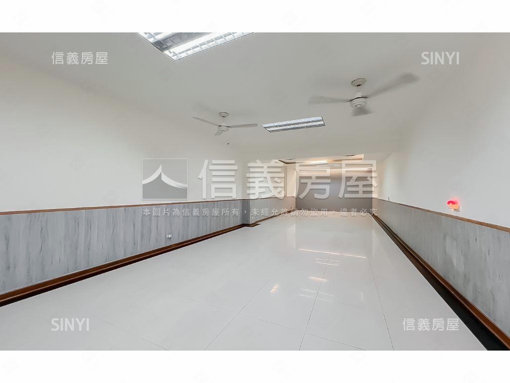 正西屯路透店有加蓋電梯房屋室內格局與周邊環境