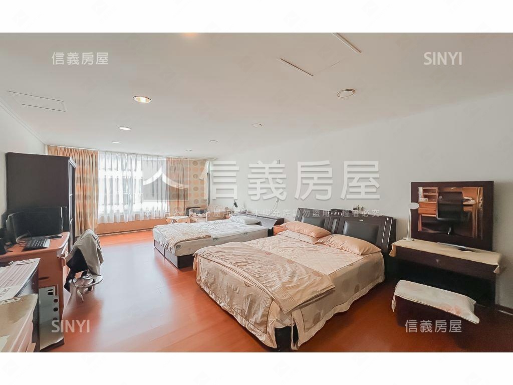 正西屯路透店有加蓋電梯房屋室內格局與周邊環境