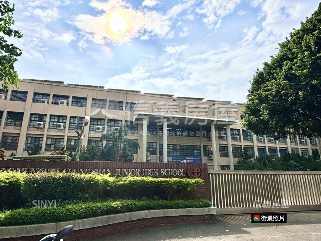 正西屯路透店有加蓋電梯房屋室內格局與周邊環境