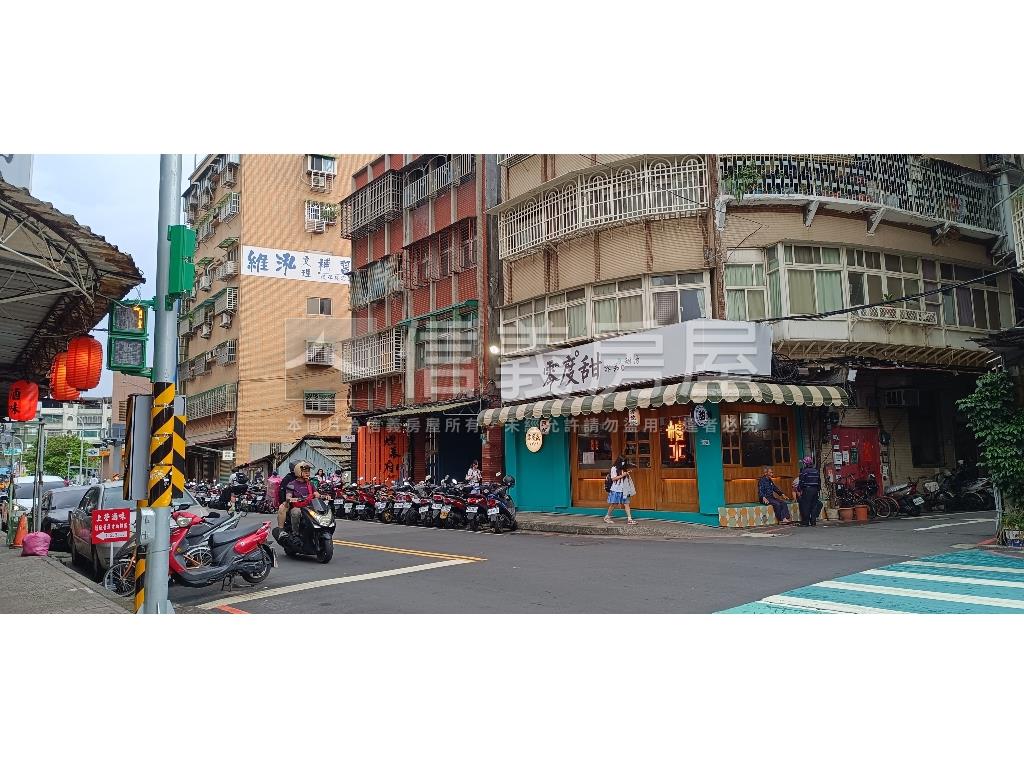 三重國小站邊間公寓頂加房屋室內格局與周邊環境