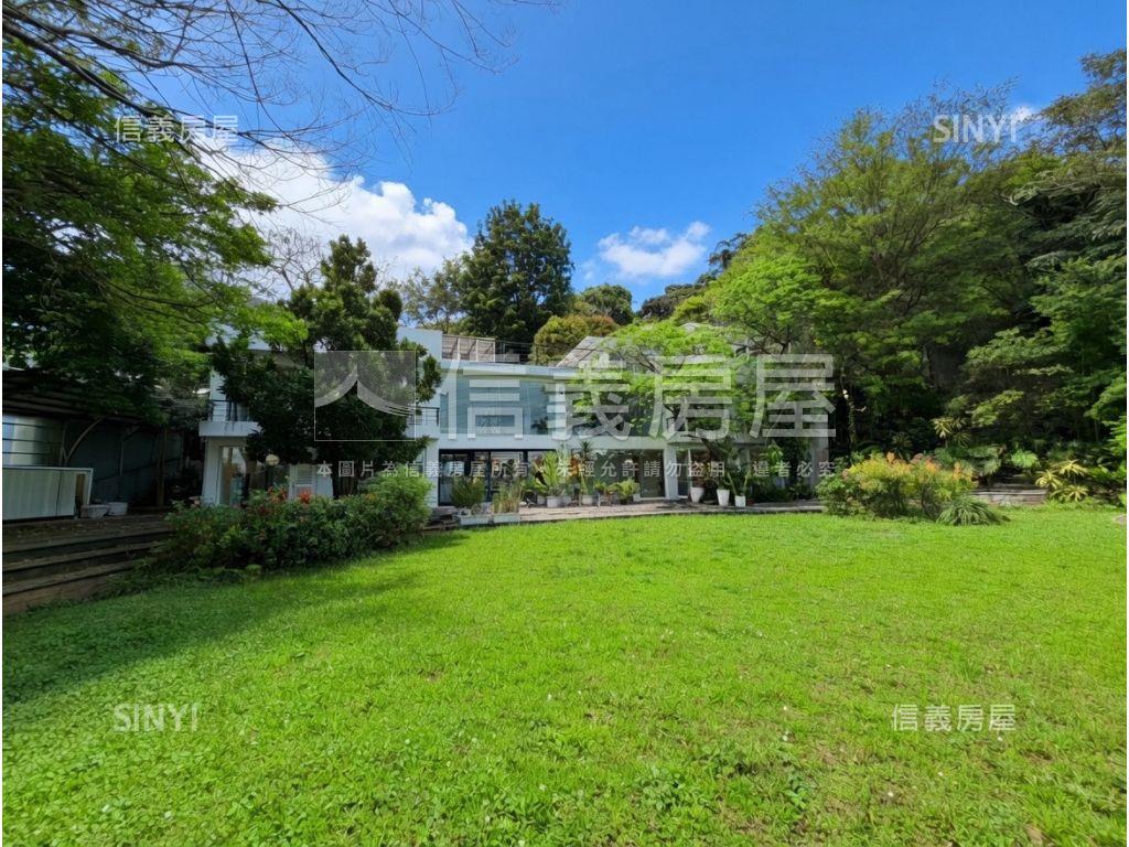 陽明山景觀祕密花園別墅房屋室內格局與周邊環境