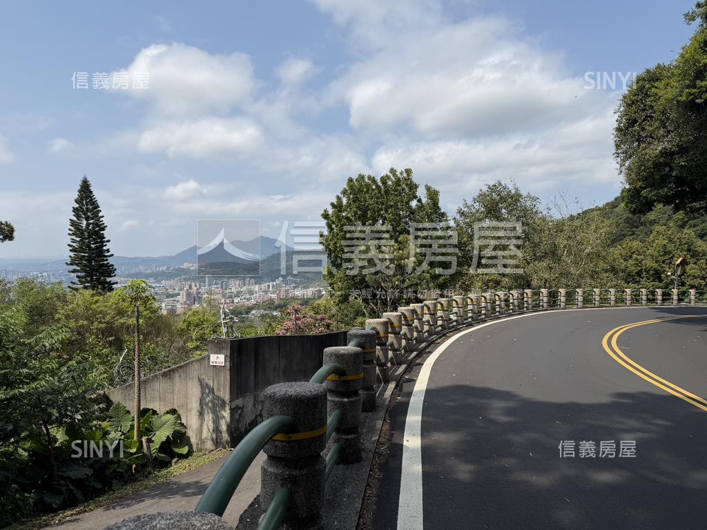 陽明山景觀祕密花園別墅房屋室內格局與周邊環境