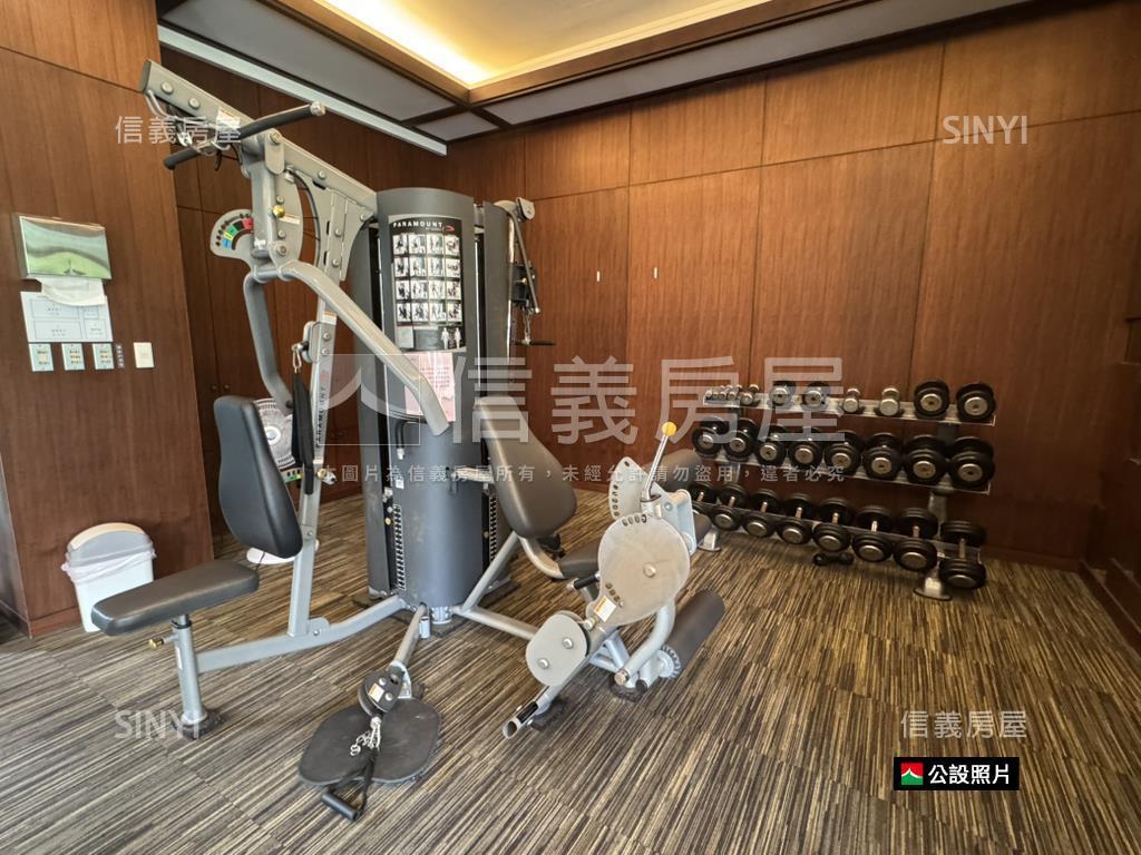四季妍大陽台看１０１房屋室內格局與周邊環境