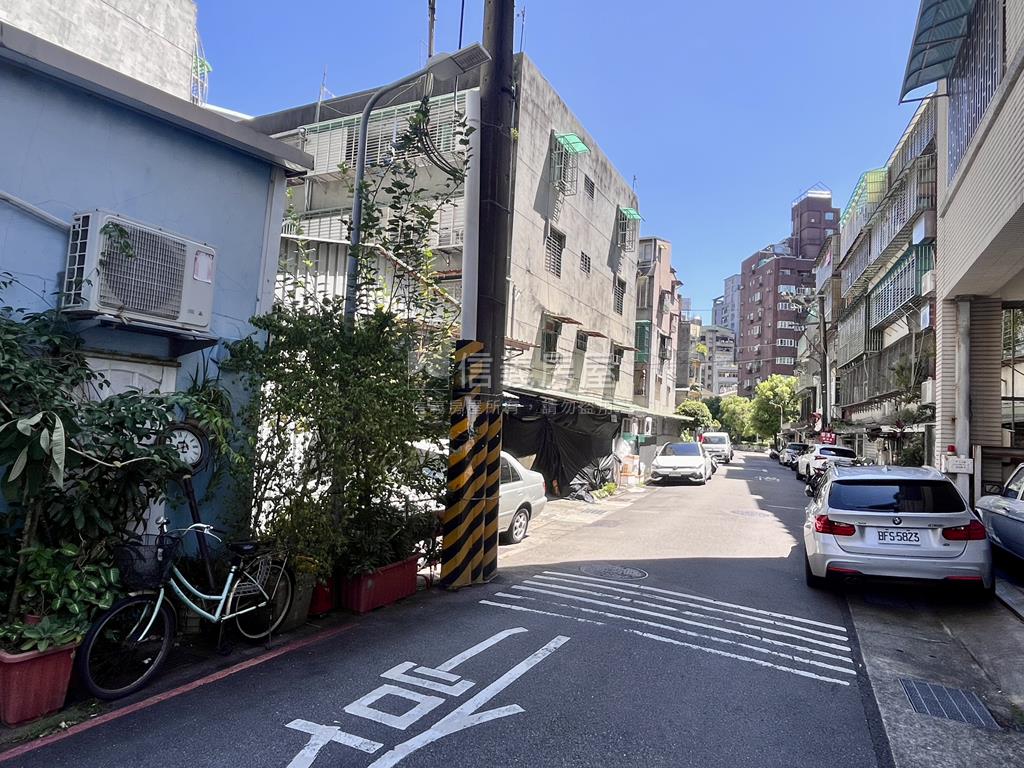 【新案】士林邊間方正一樓房屋室內格局與周邊環境