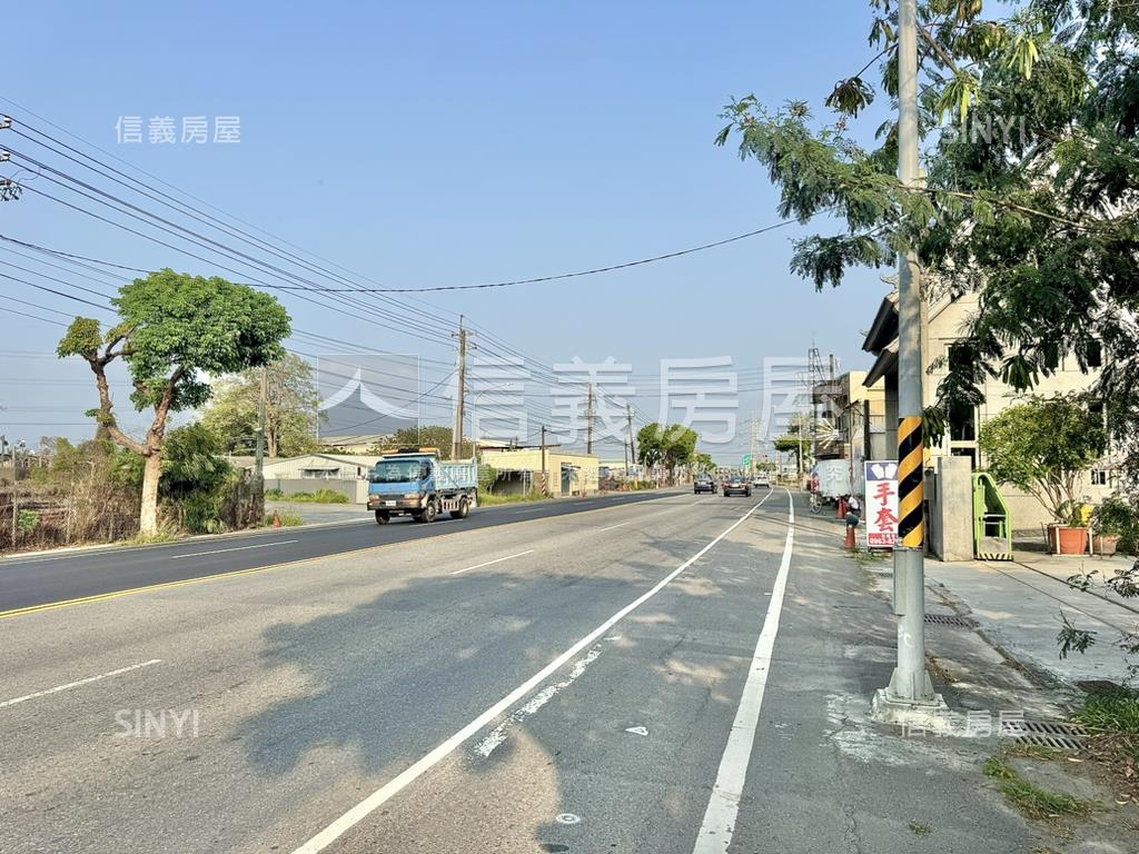 近國道１號稀有正路廠房房屋室內格局與周邊環境