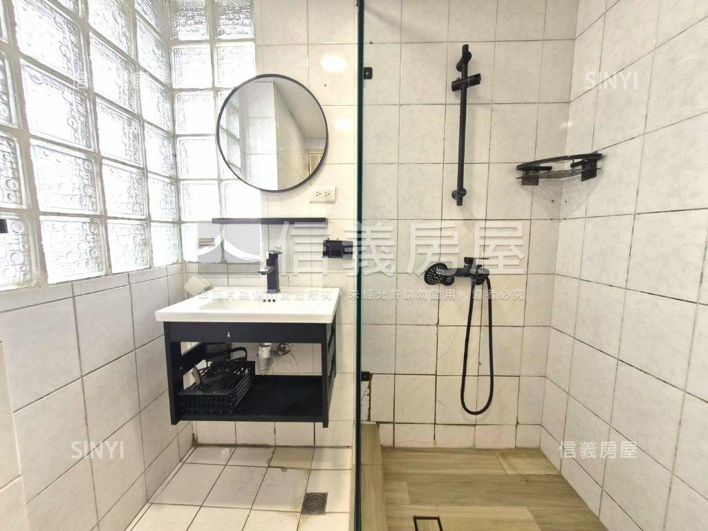 近中國醫文青美一房車位房屋室內格局與周邊環境