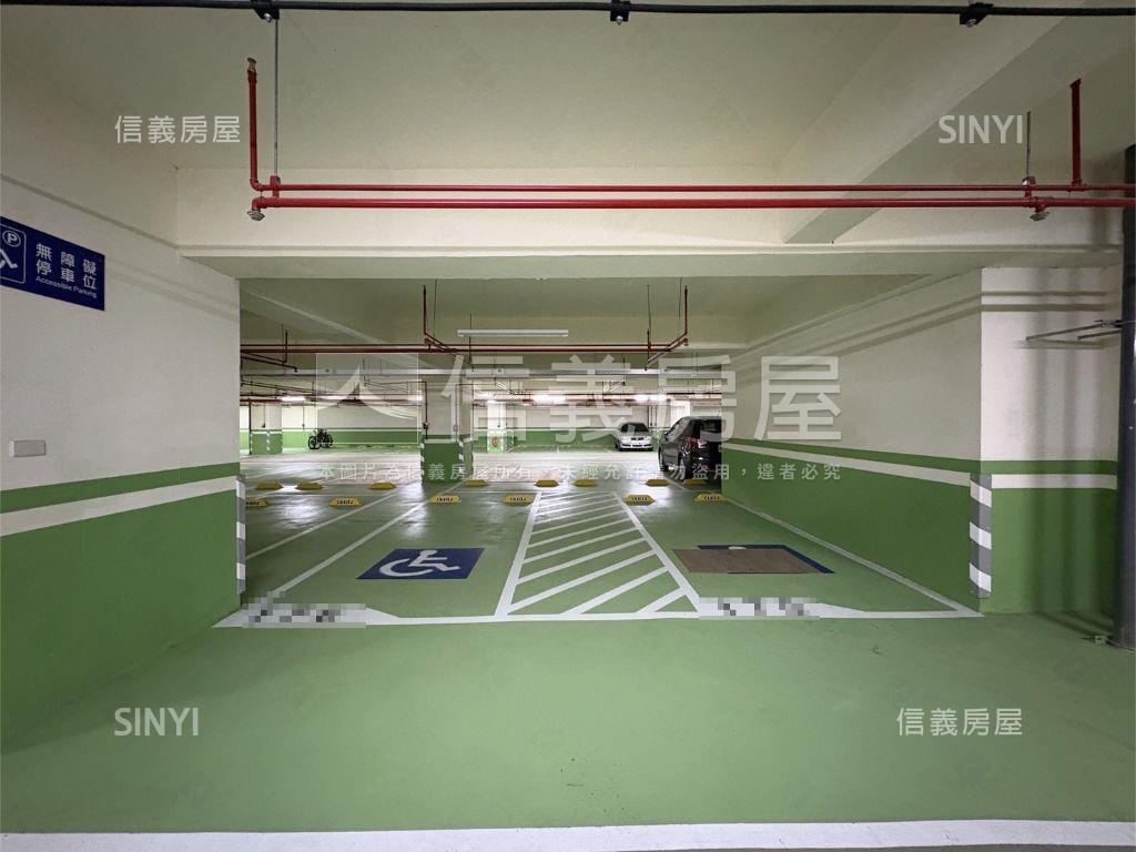 大有路三房雙車位房屋室內格局與周邊環境
