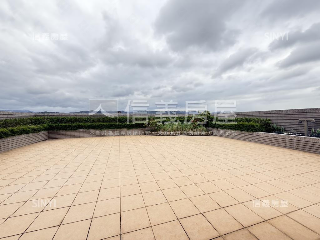 近環球三房車位房屋室內格局與周邊環境